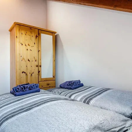 Sivil Apartmán